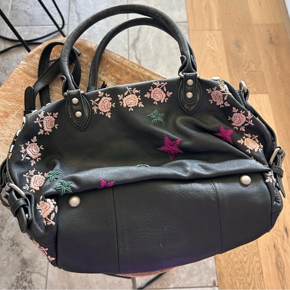 New Free People x The Falls Baby Emerson Tote Bag Floral Embroidered Buttons - Picture 10 of 14